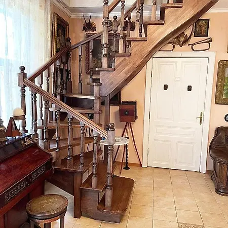 Guest house Vilni Kimnaty Mukacheve