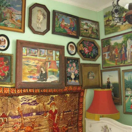 Vilni Kimnaty Mukacheve