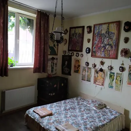 Guest house Vilni Kimnaty 4*